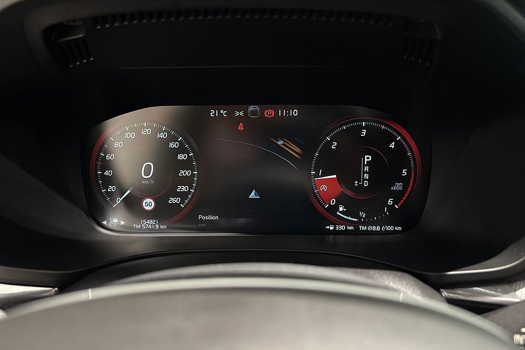 Vehicle Image 16