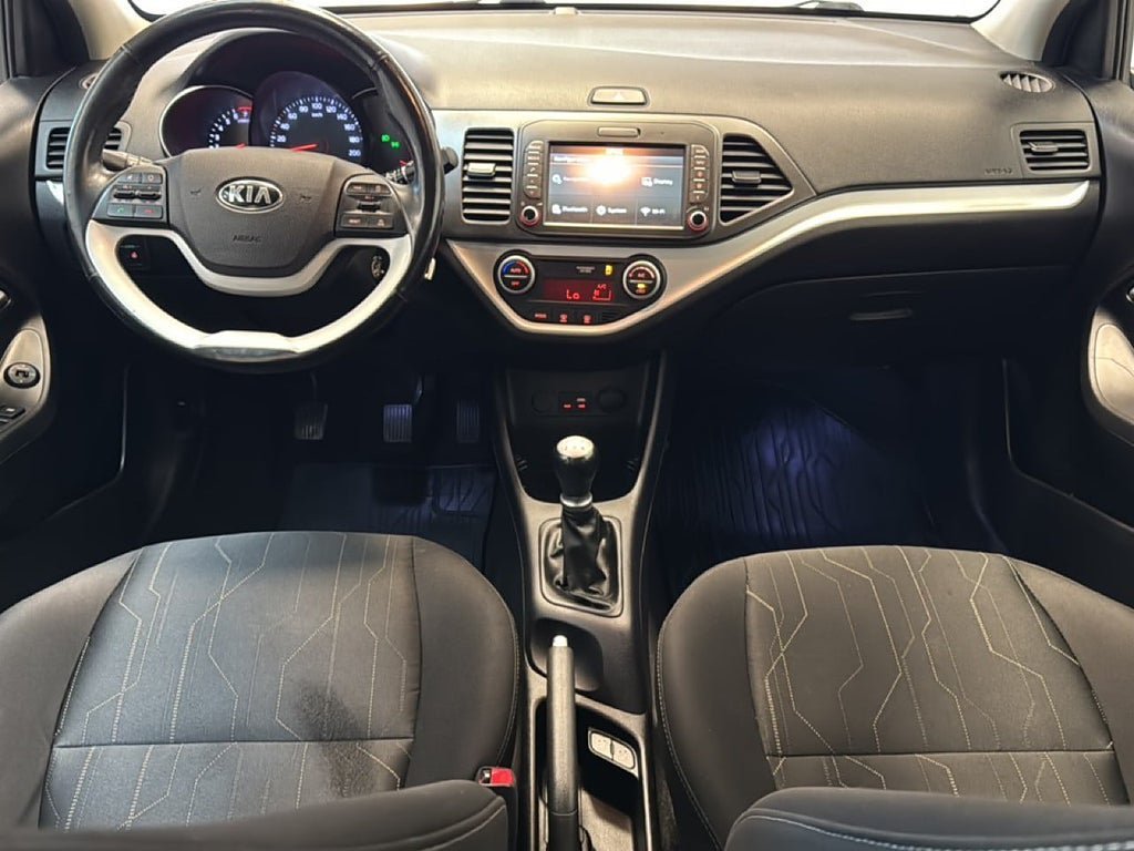 Vehicle Image 14