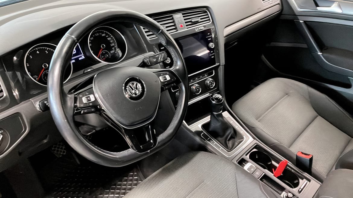 Vehicle Image 7