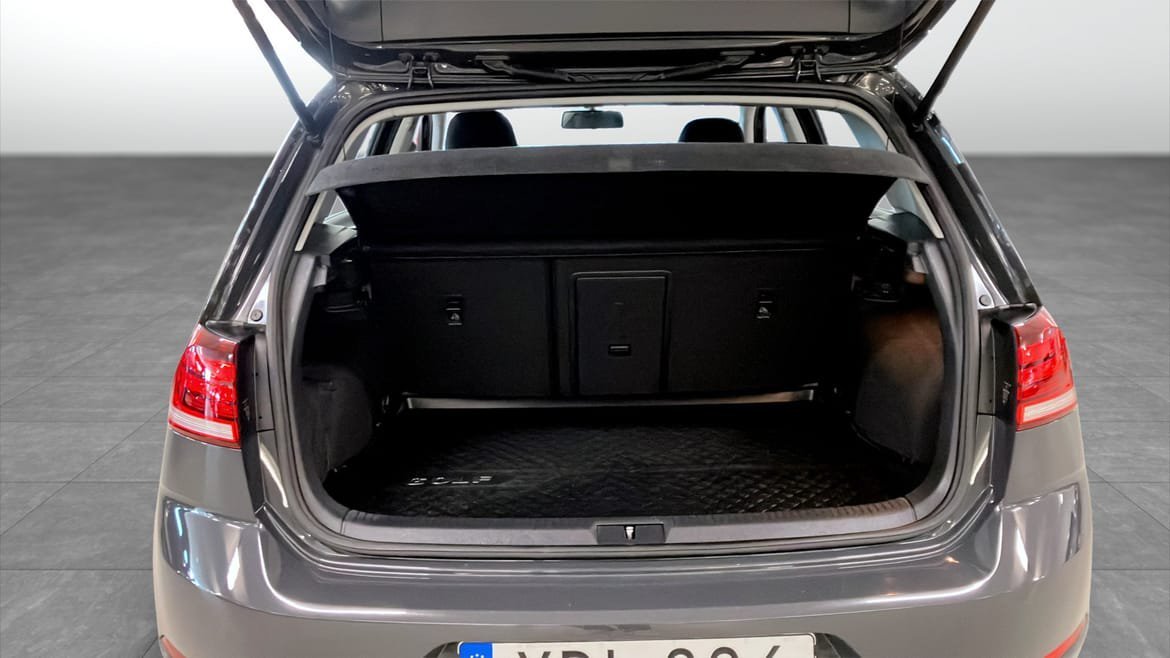 Vehicle Image 12