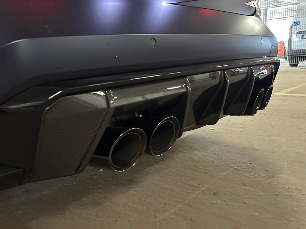 Vehicle Image 32