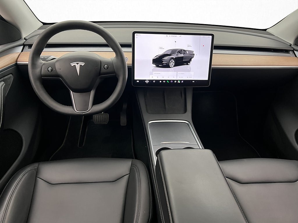 Vehicle Image 14