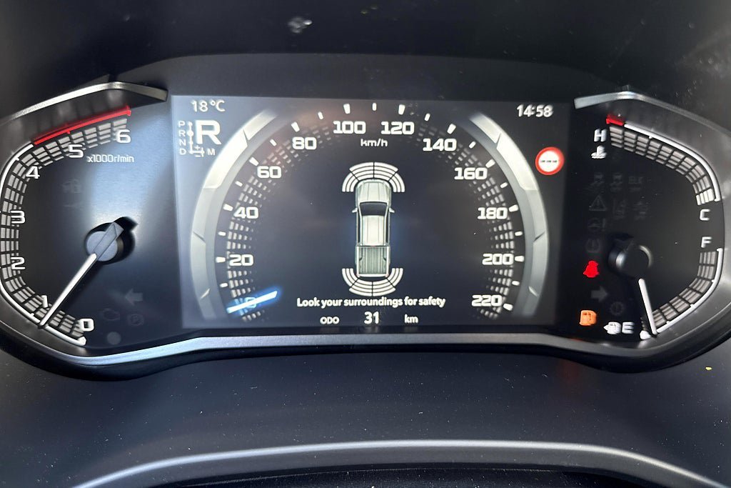 Vehicle Image 11