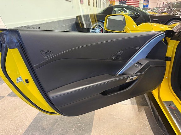 Vehicle Image 28