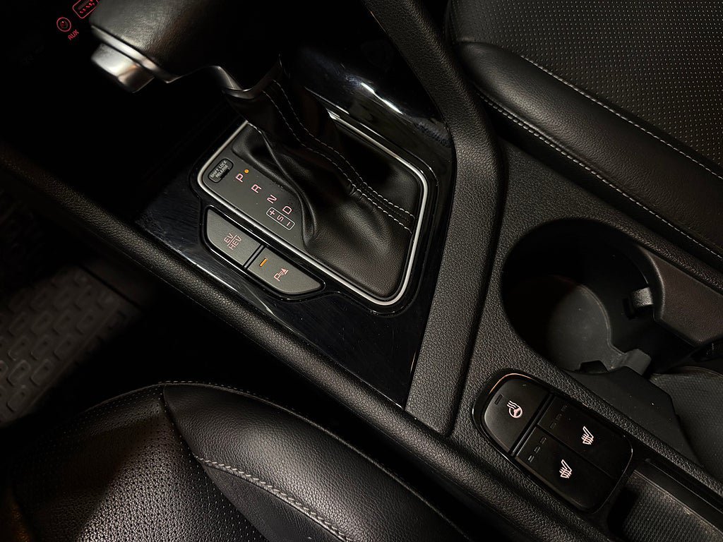 Vehicle Image 15