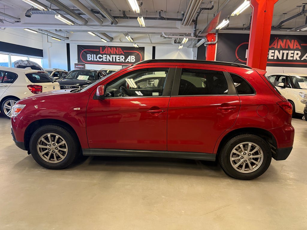 Vehicle Image 8