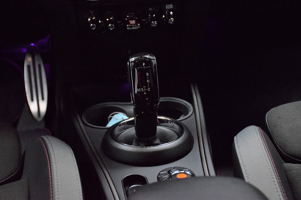 Vehicle Image 13