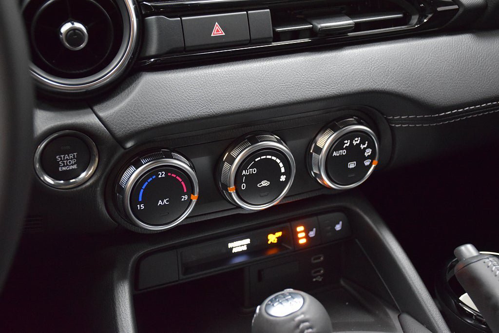 Vehicle Image 23