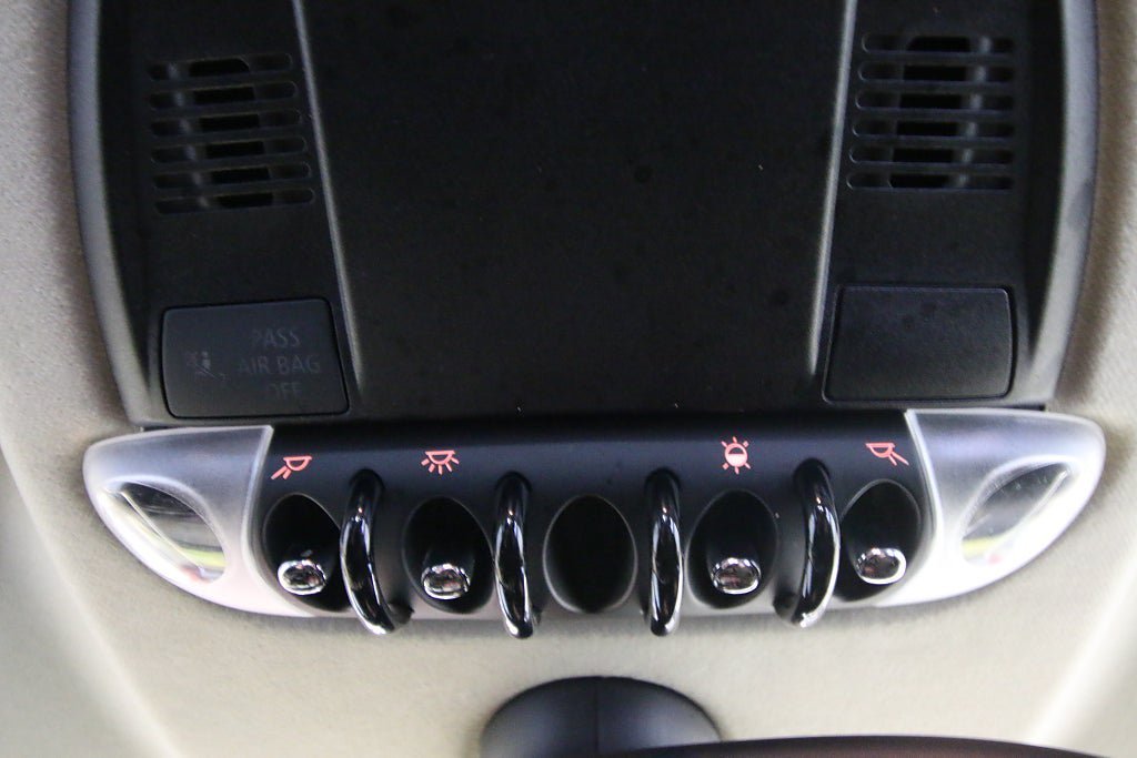 Vehicle Image 17