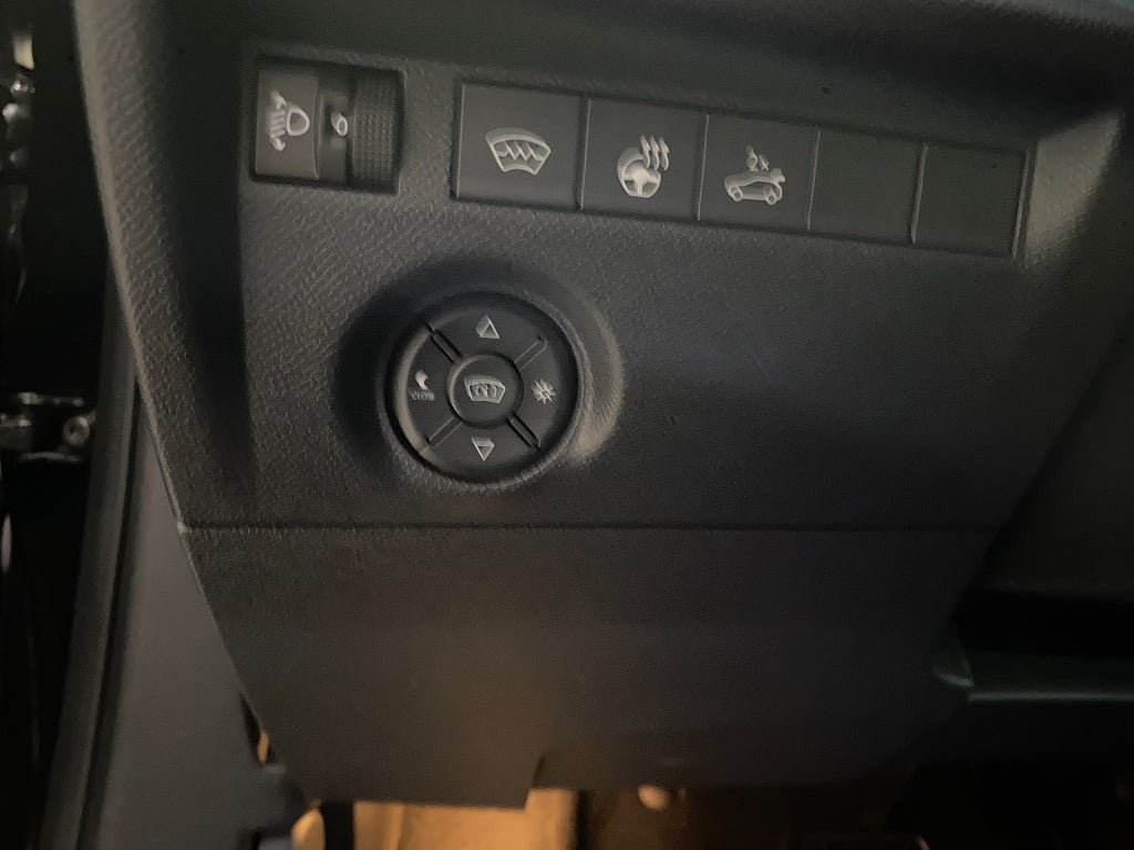 Vehicle Image 22