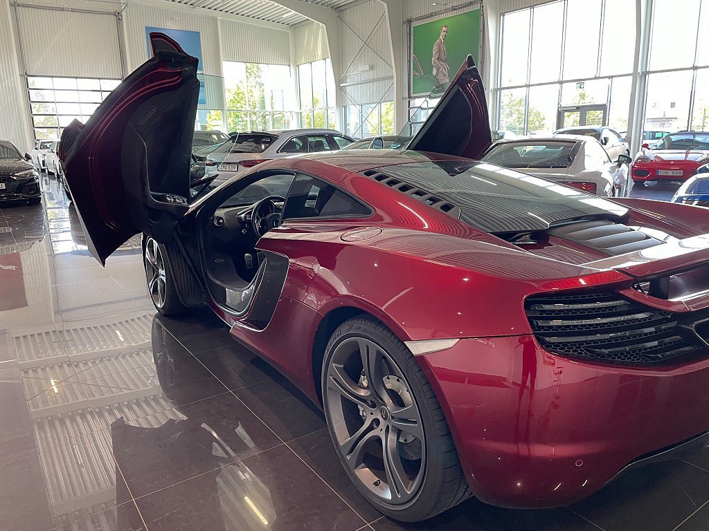 Vehicle Image 11