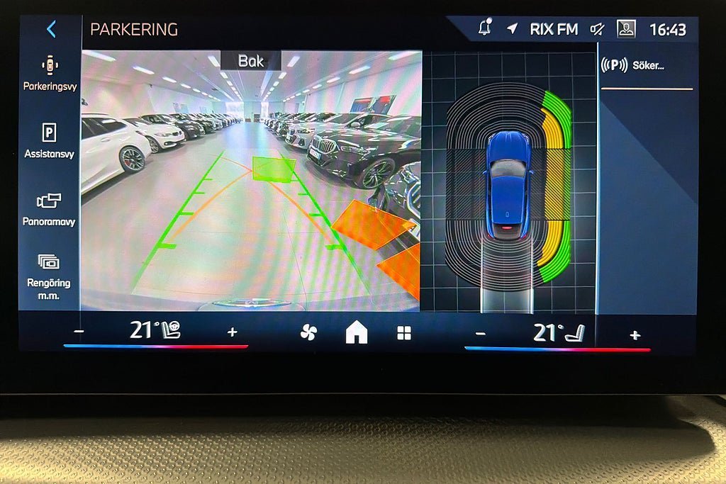Vehicle Image 14