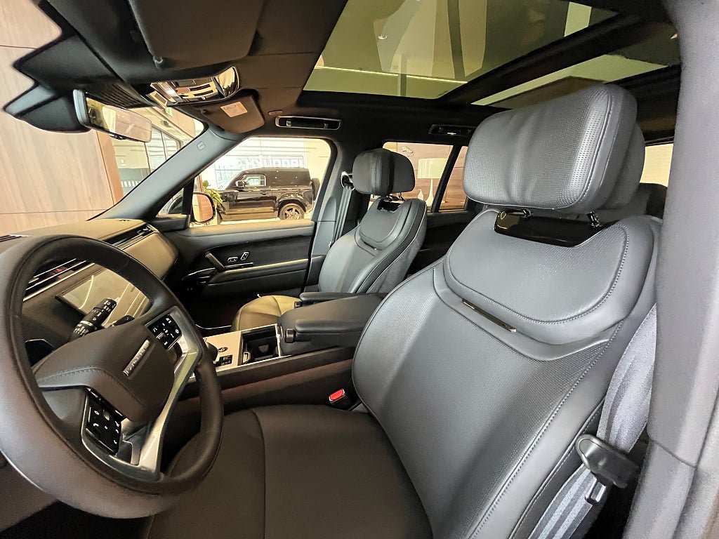 Vehicle Image 7