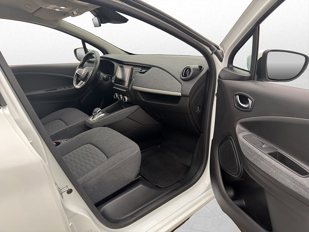Vehicle Image 23