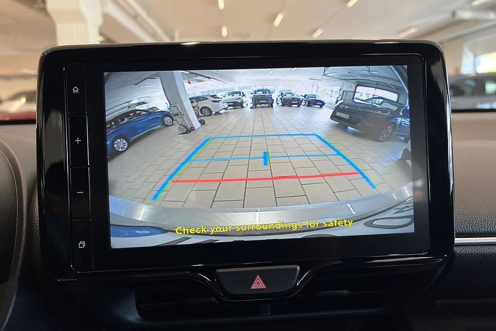 Vehicle Image 15