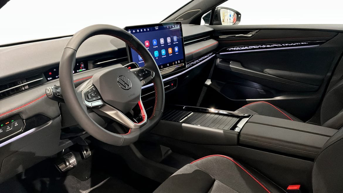 Vehicle Image 7
