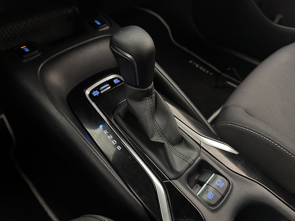 Vehicle Image 21