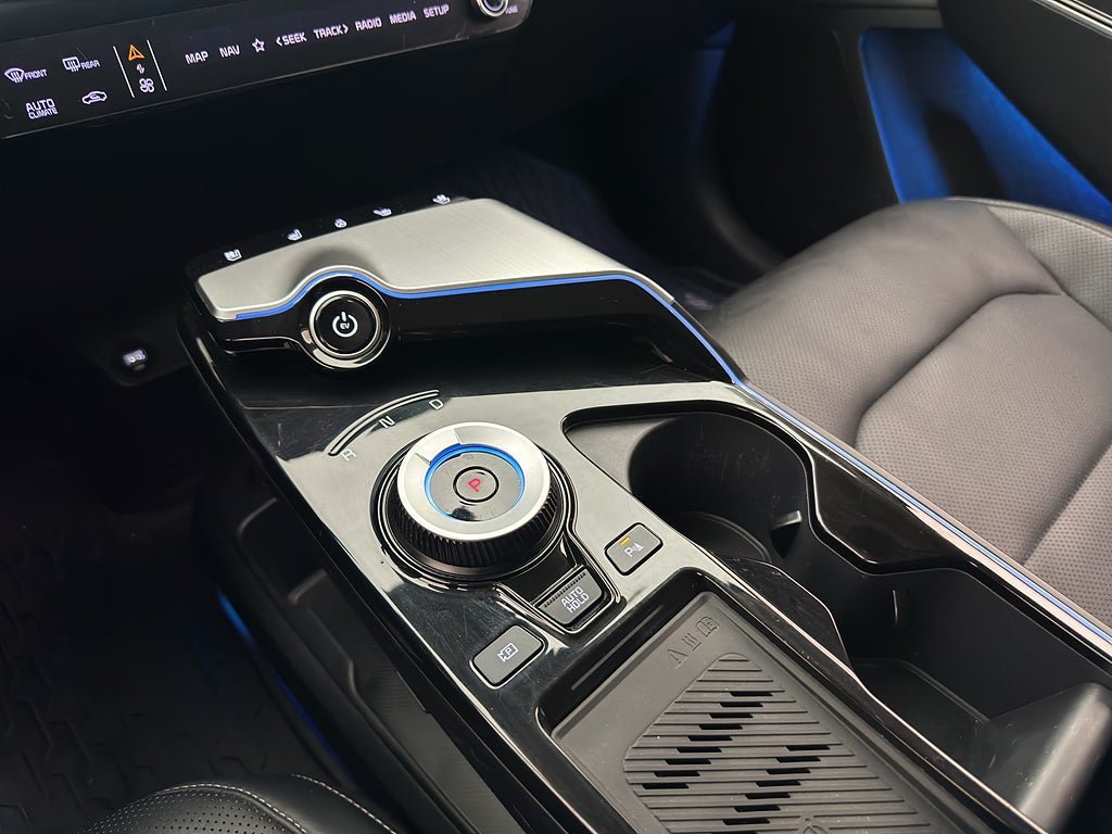 Vehicle Image 27