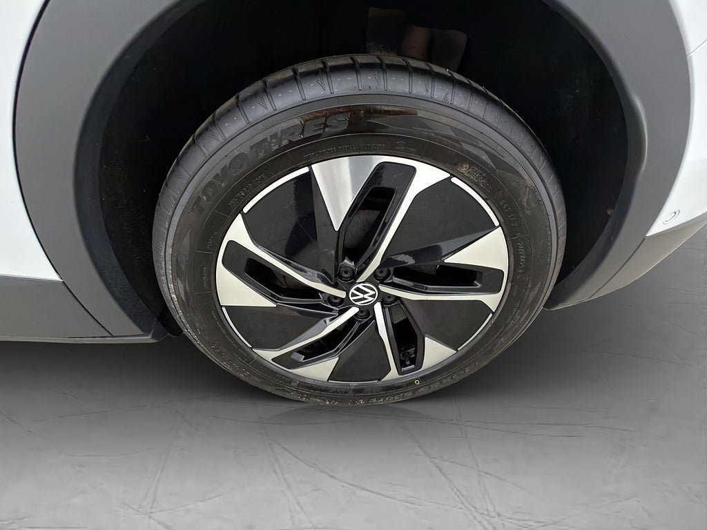 Vehicle Image 35