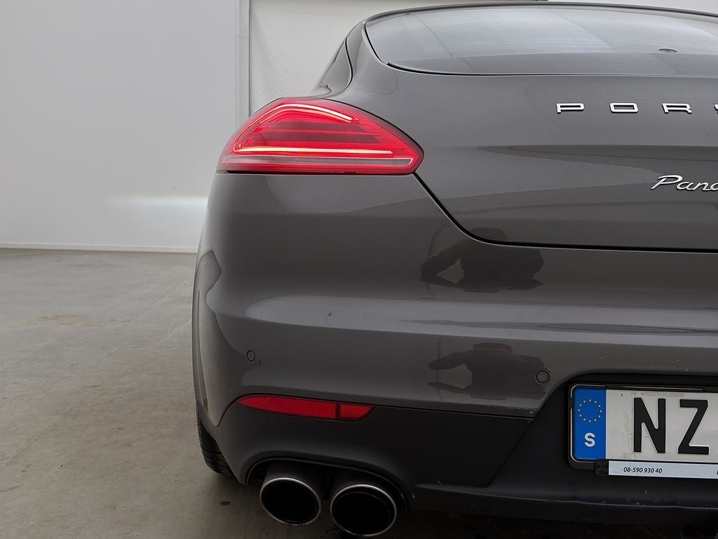 Vehicle Image 35