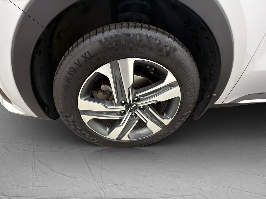 Vehicle Image 36