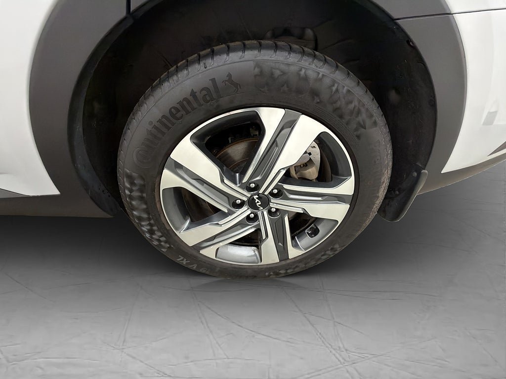 Vehicle Image 37