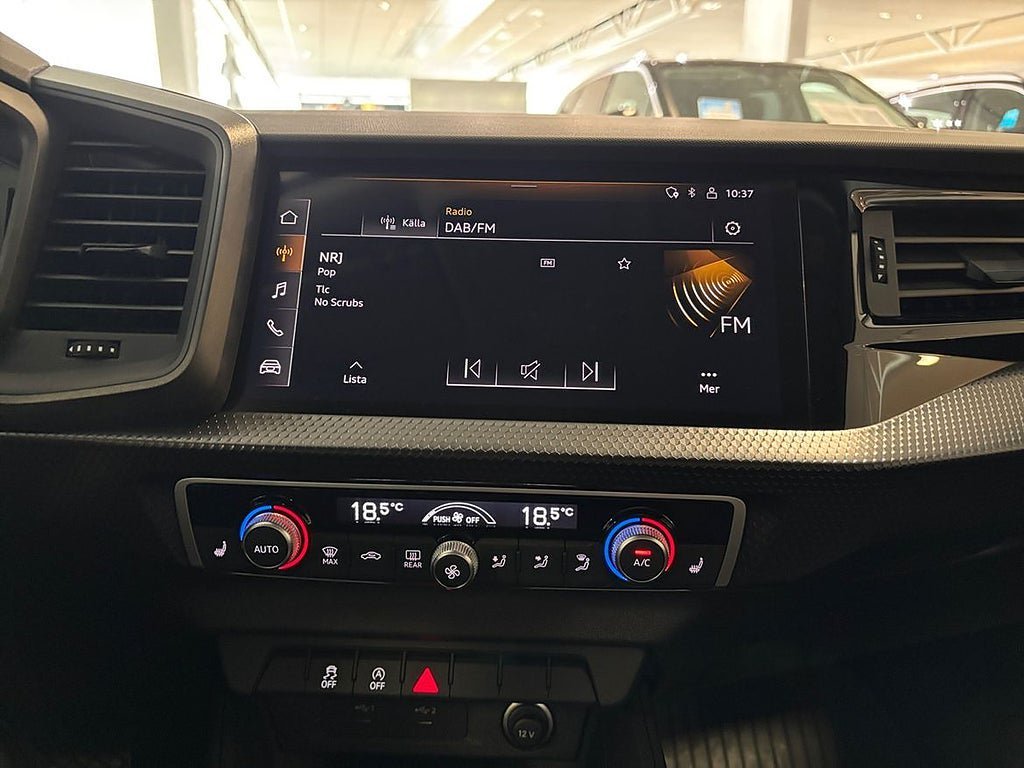 Vehicle Image 17