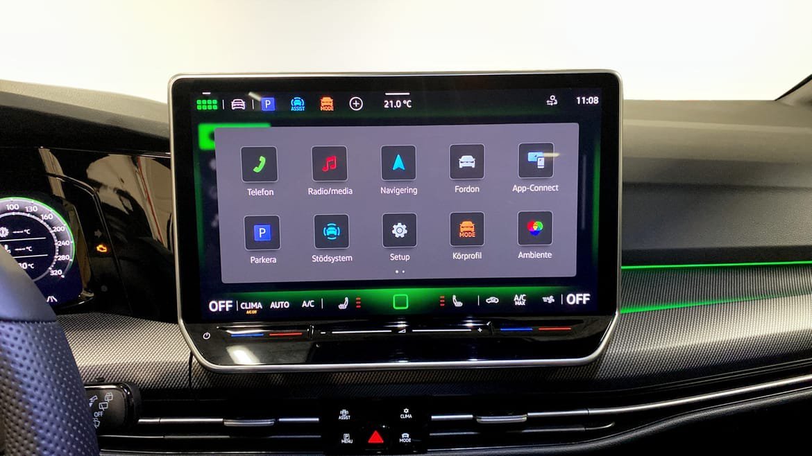 Vehicle Image 9