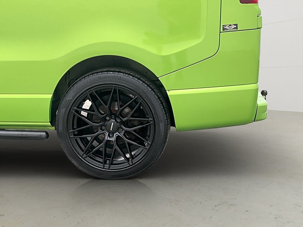Vehicle Image 28