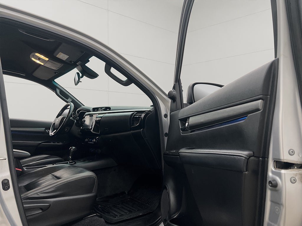 Vehicle Image 31