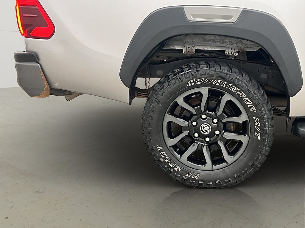 Vehicle Image 35