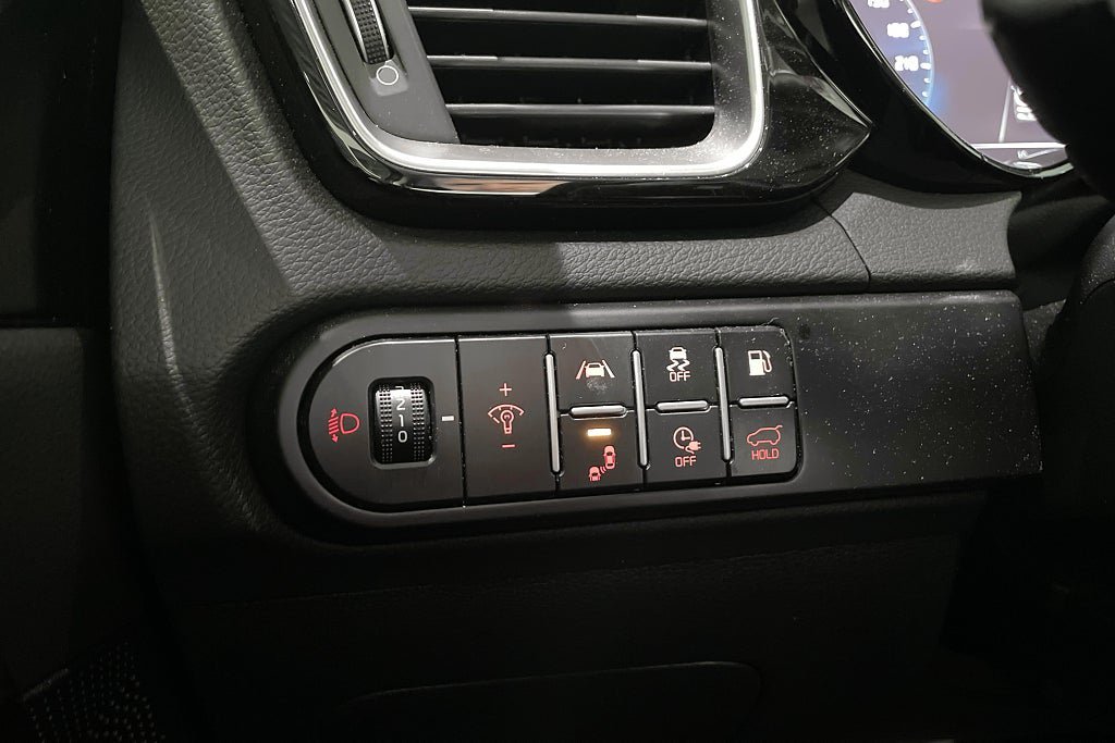 Vehicle Image 27