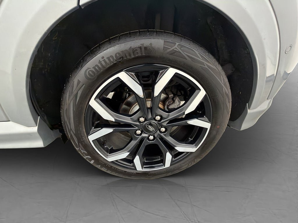Vehicle Image 33