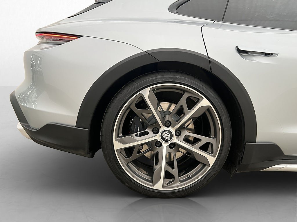 Vehicle Image 37