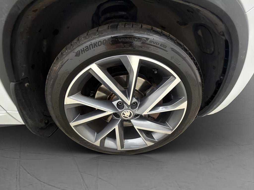 Vehicle Image 35