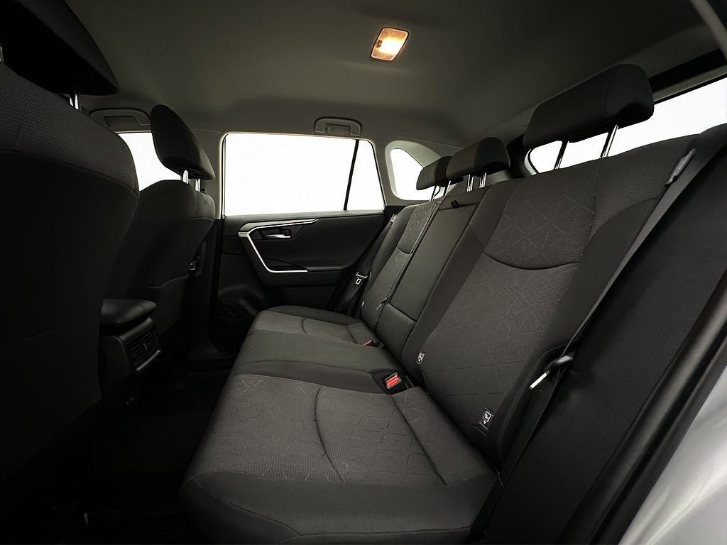 Vehicle Image 22