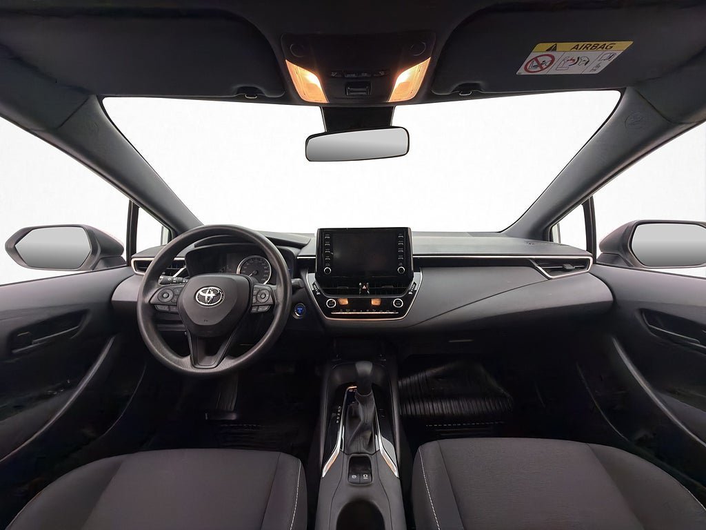 Vehicle Image 12