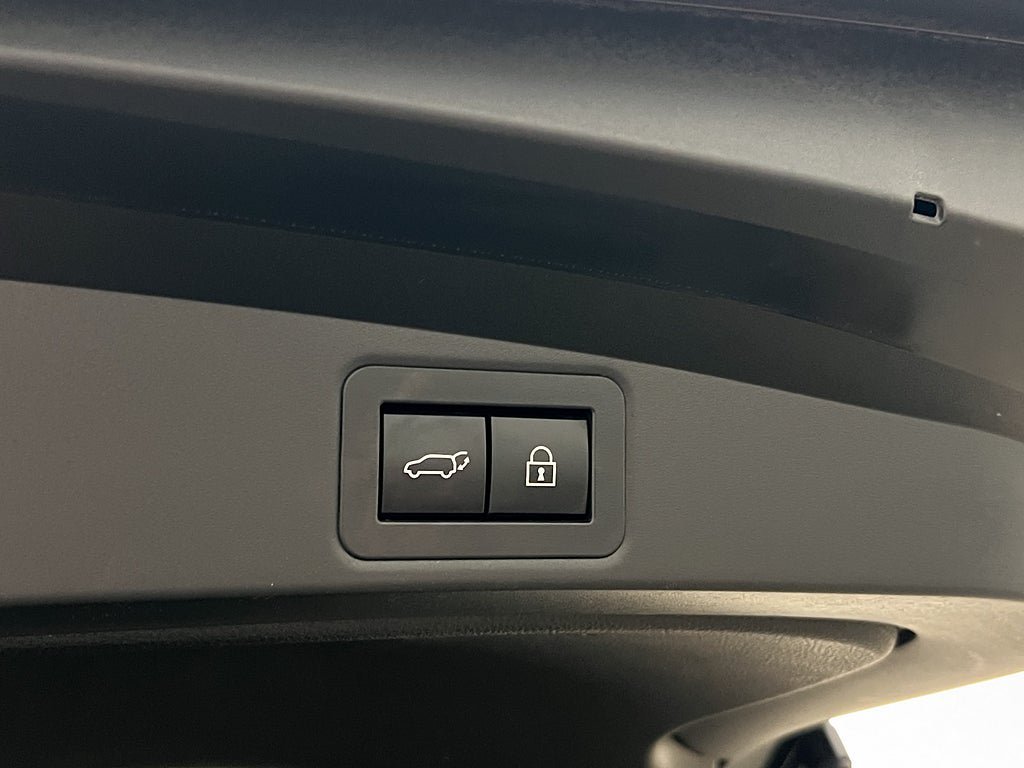 Vehicle Image 29