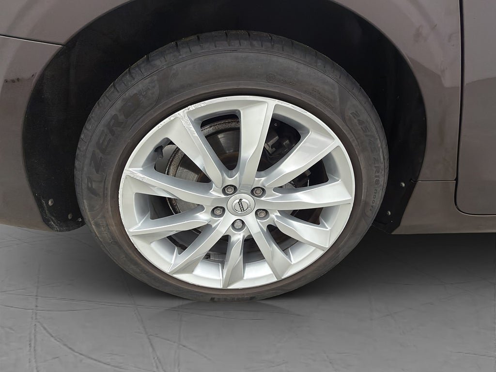 Vehicle Image 35