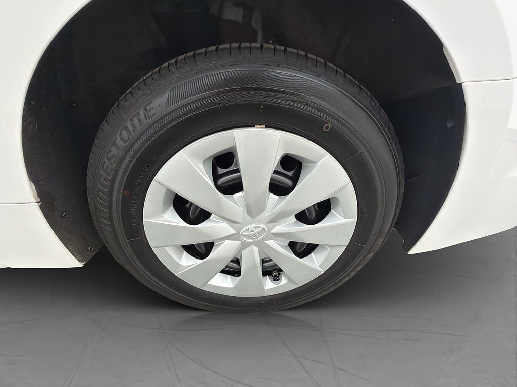 Vehicle Image 30