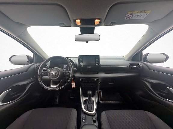 Vehicle Image 11