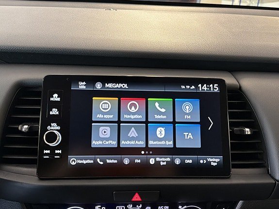 Vehicle Image 15