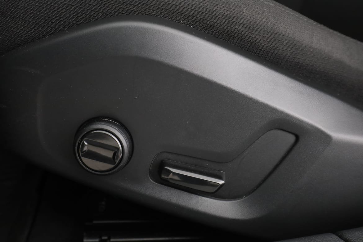 Vehicle Image 37