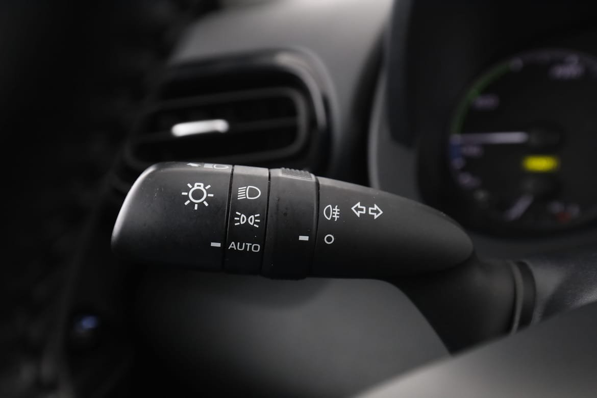 Vehicle Image 32