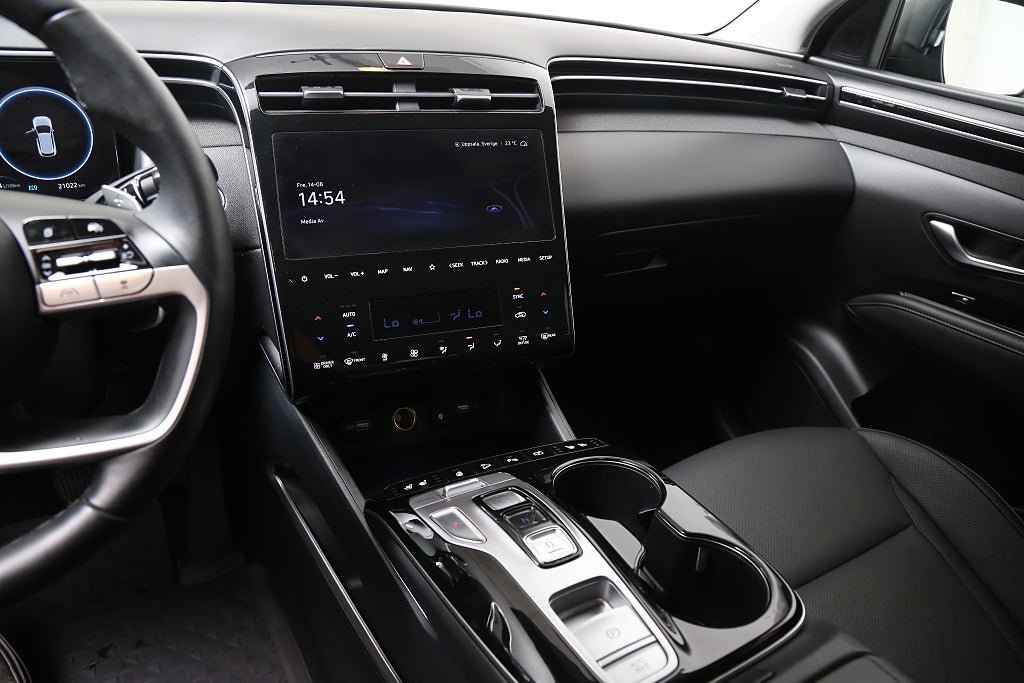 Vehicle Image 18
