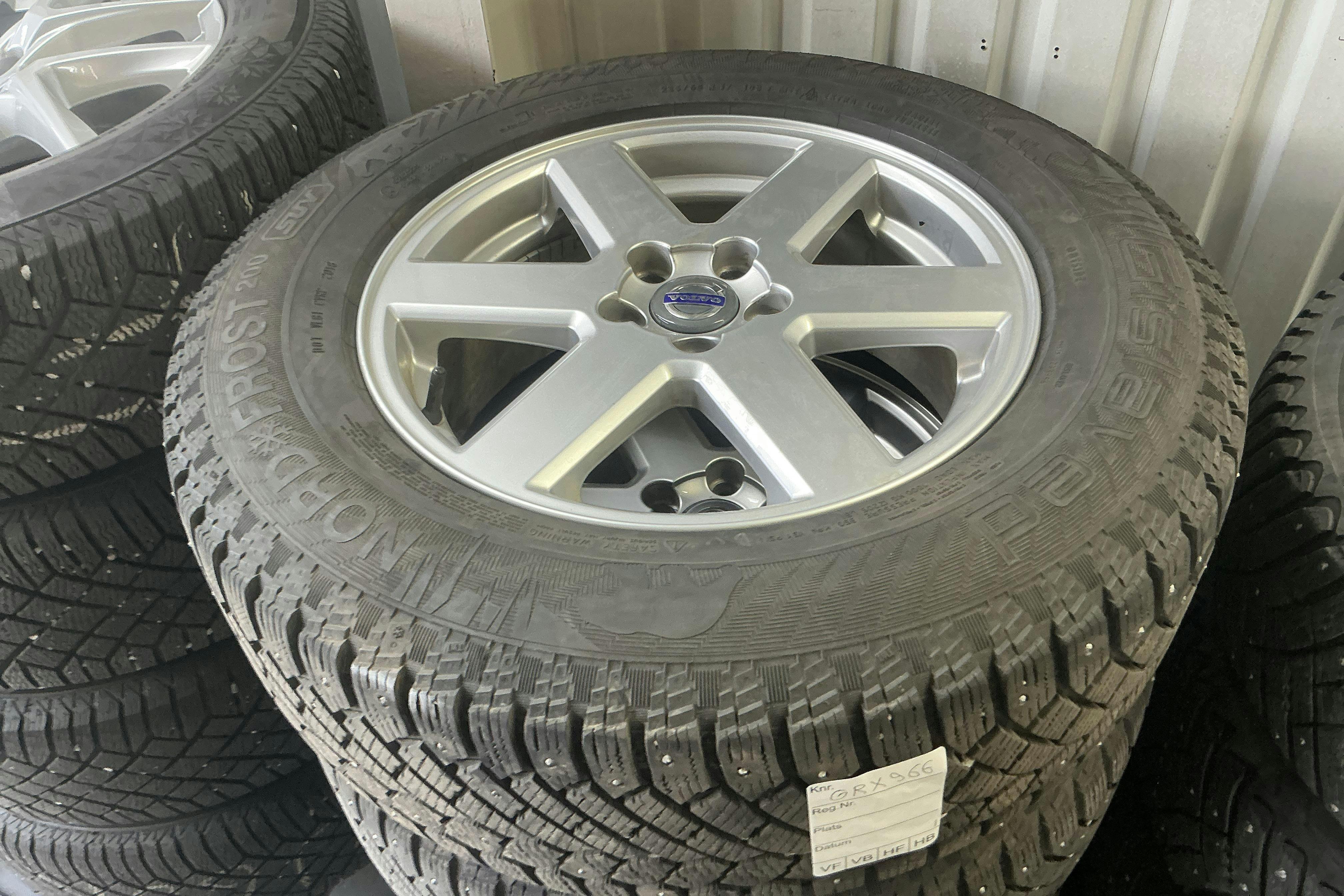 Vehicle Image 14