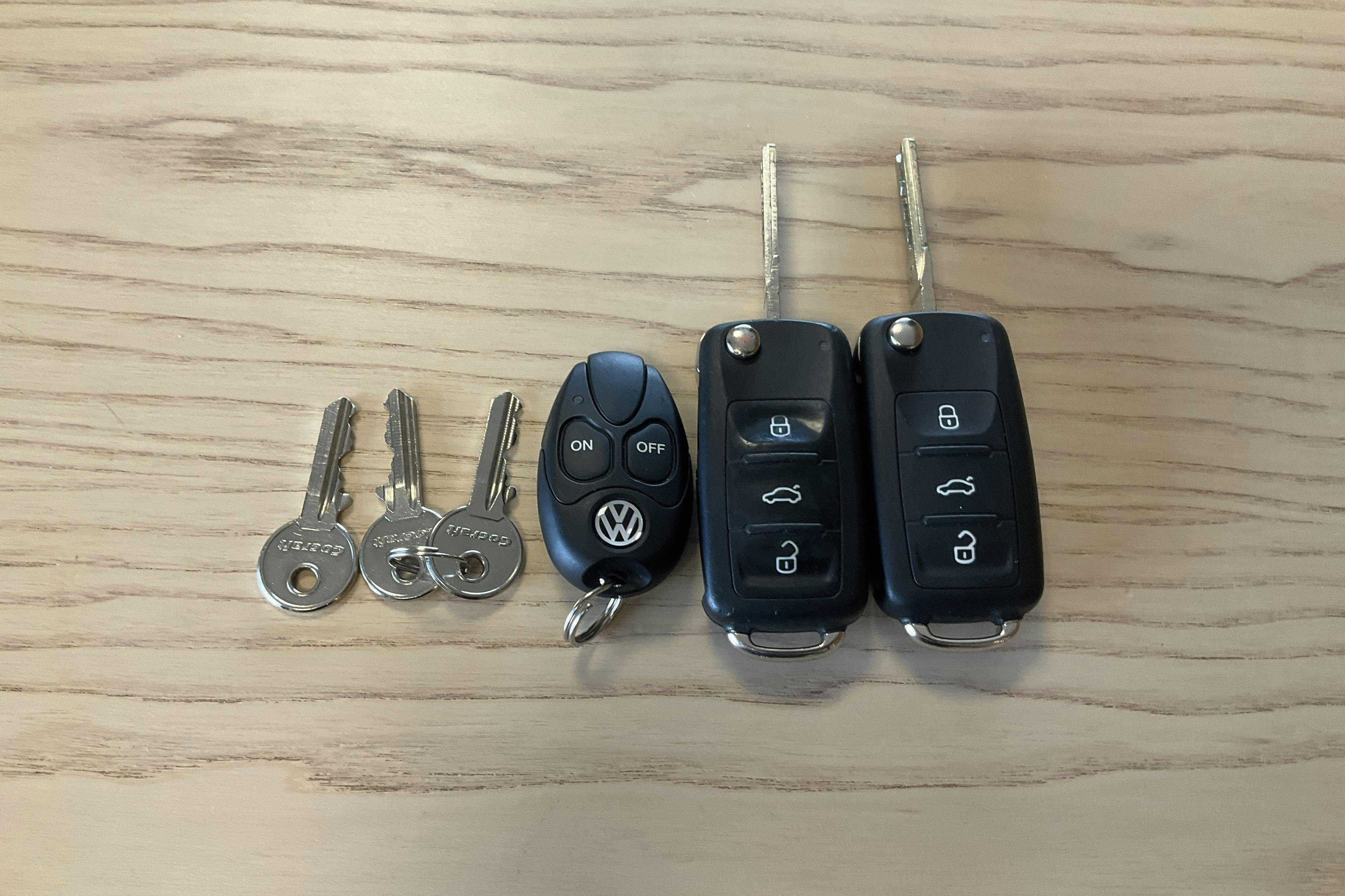 Vehicle Image 16