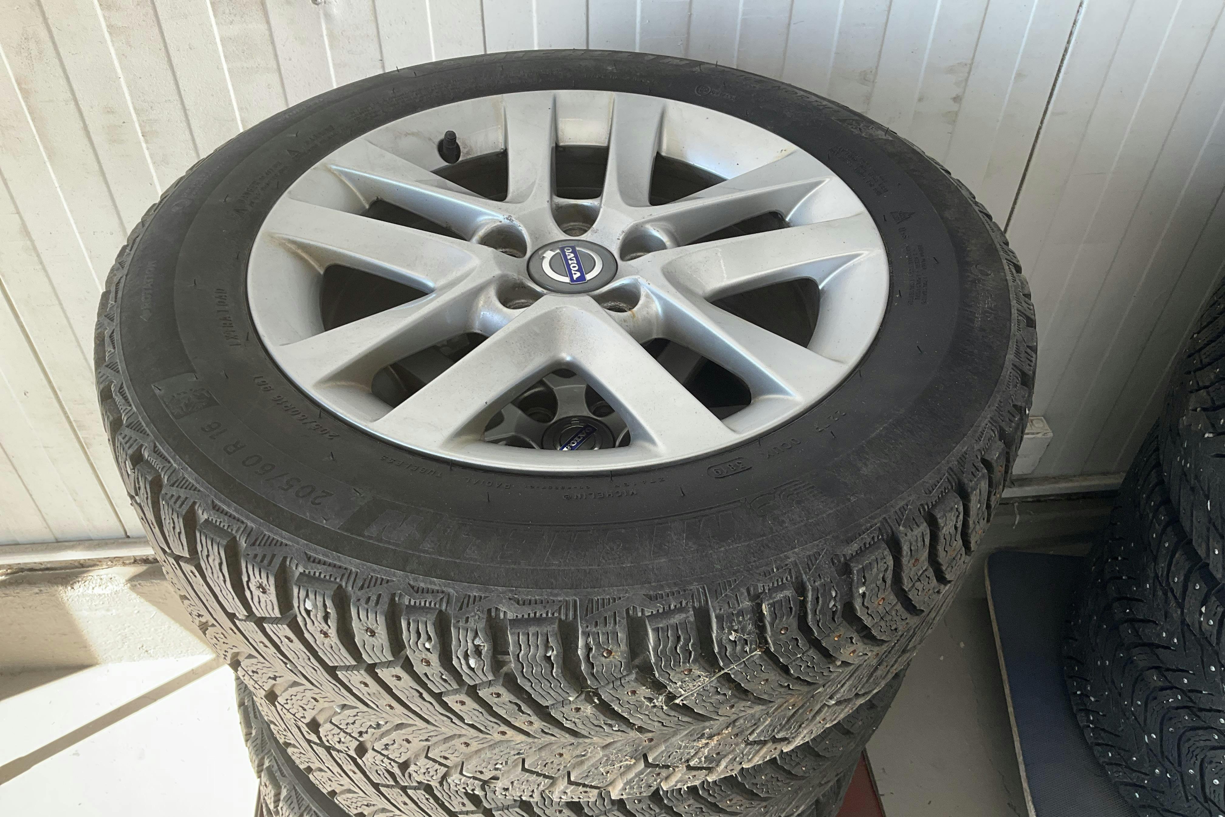 Vehicle Image 11