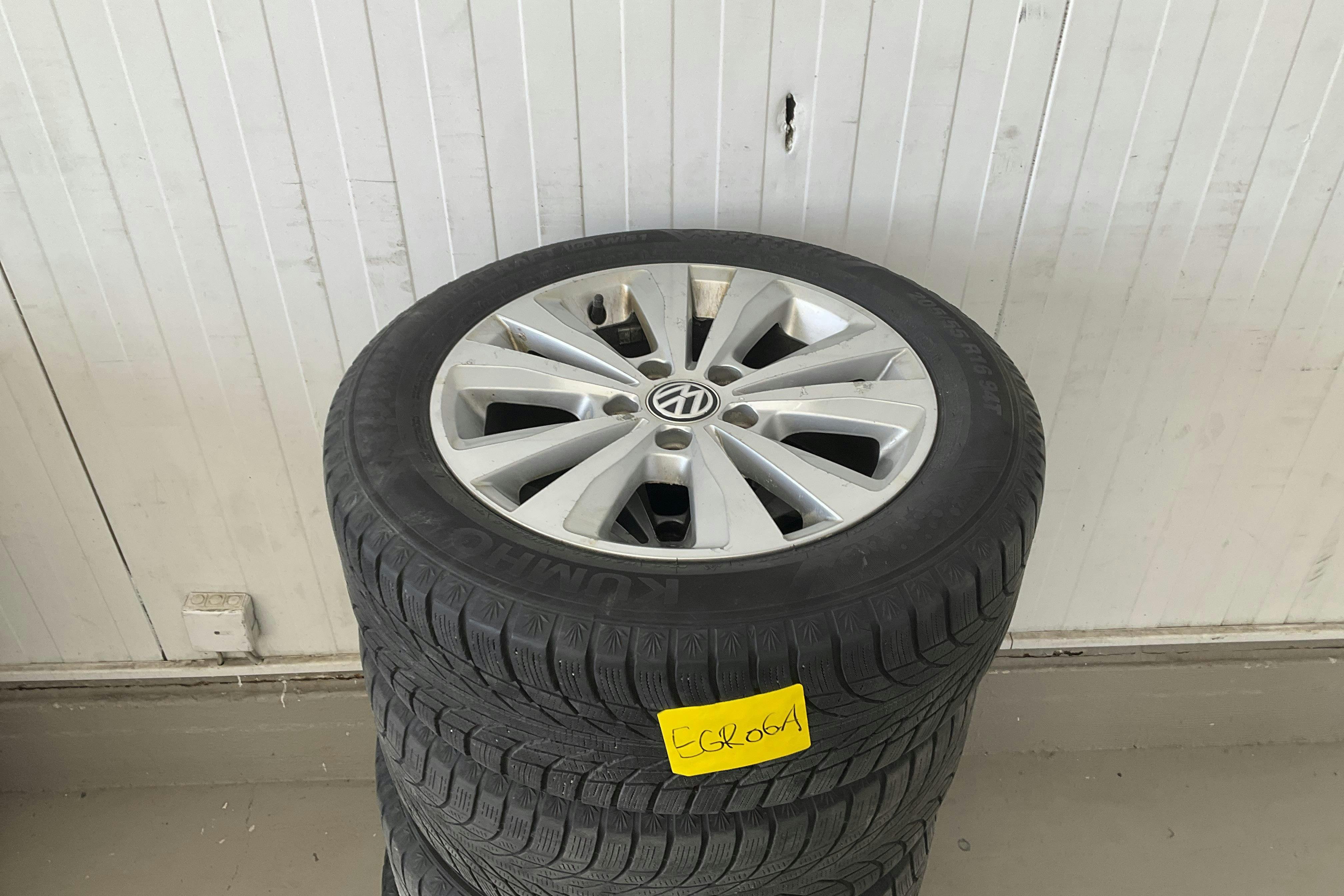 Vehicle Image 16
