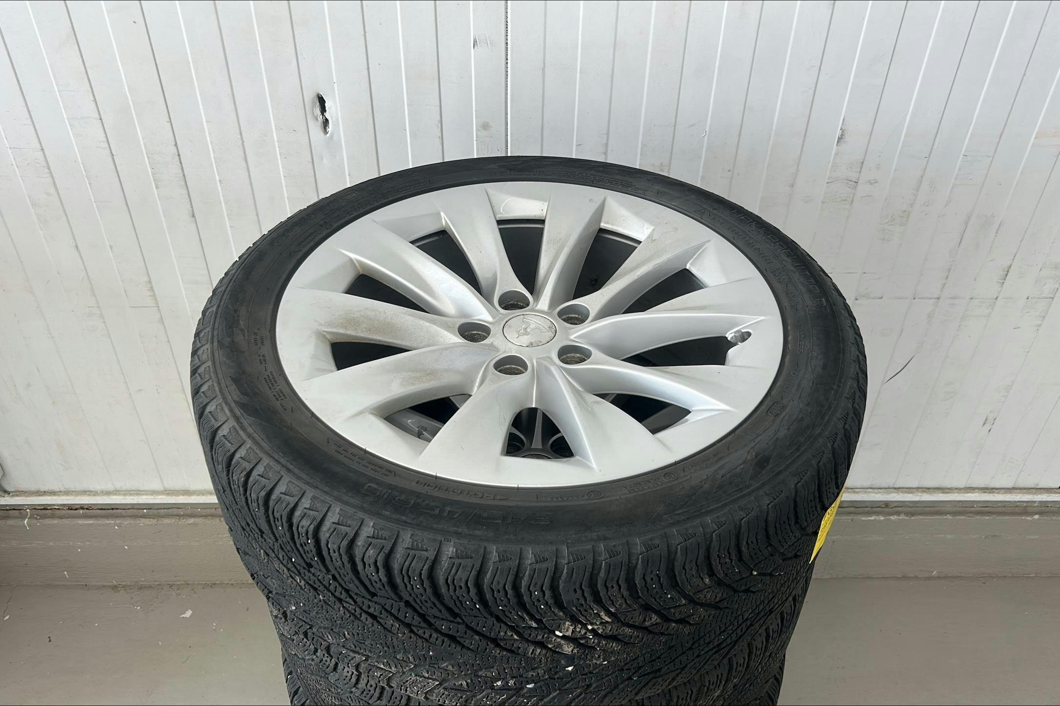 Vehicle Image 19